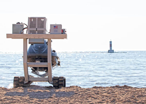 Гусеничный прицеп для гидроцикла_тягач гидроцикла_грузовая гусеничная платформа_3