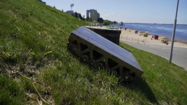 Гусеничный робот UMKA_гусеничная платформа_гусеничный мини трактор_образовательный робот конструктор_ 18