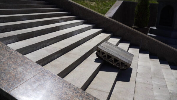 Гусеничный робот UMKA_гусеничная платформа_гусеничный мини трактор_образовательный робот конструктор_ 3