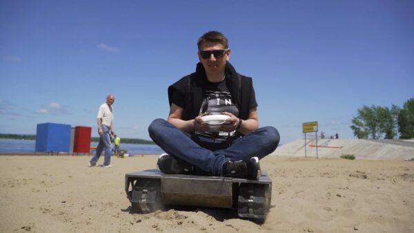 Гусеничный робот UMKA_гусеничная платформа_гусеничный мини трактор_образовательный робот конструктор_ 6