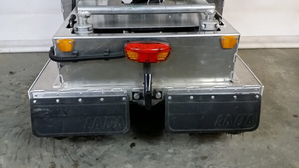 Инвалидная гусеничная платформа_гусеничная коляска вездеход_10