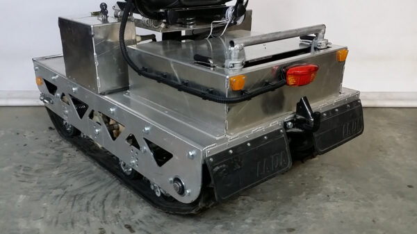 Инвалидная гусеничная платформа_гусеничная коляска вездеход_5